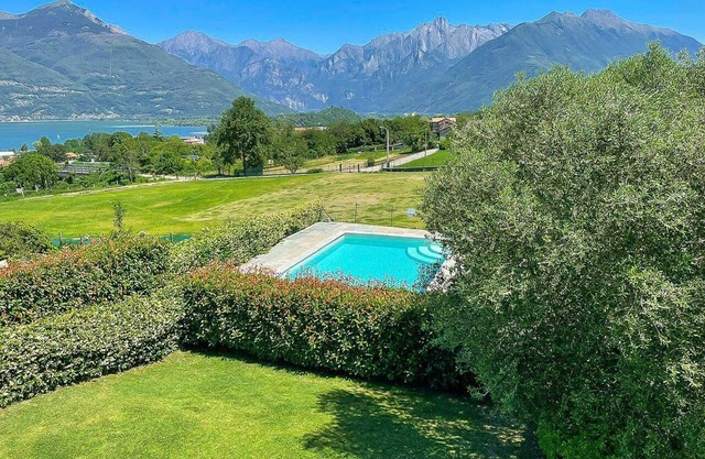 Beata Rose holiday flat with pool