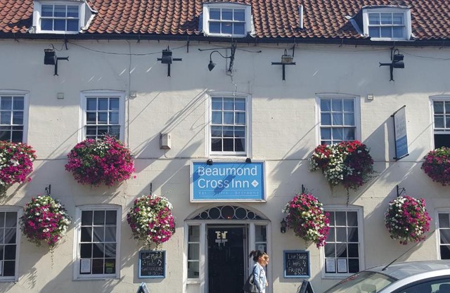 Beaumond Cross Inn