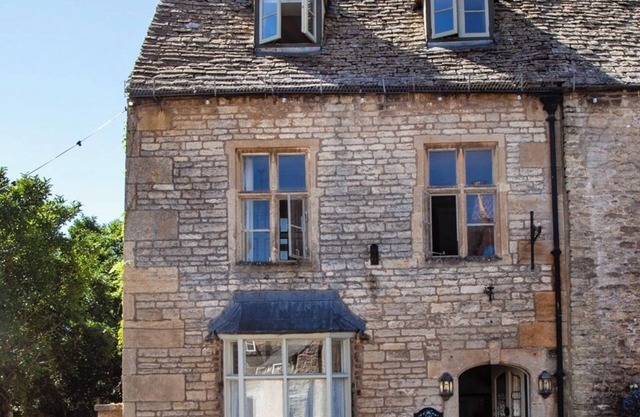 Beauport House - Stow-on-the-Wold, Character Filled Home in the Heart of Stow