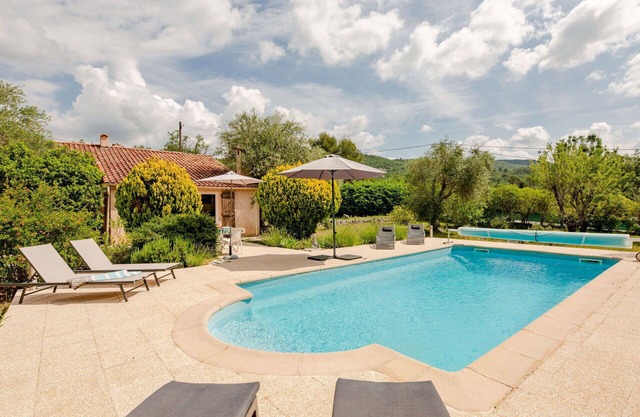 Beautiful private villa for 4 guests with WIFI, private pool, TV and terrace