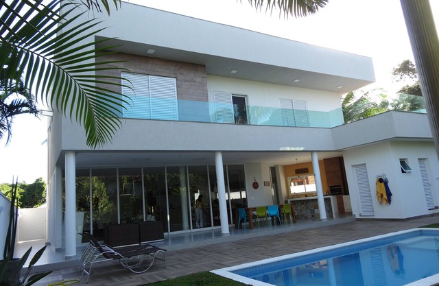 Beautiful Beach House in Gated Community with 5 Bedrooms. Sleeps 13 People!