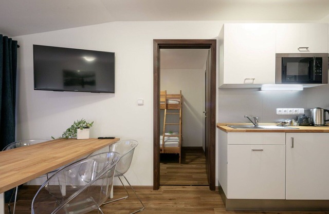Beautiful apartment for 5 guests with WIFI, TV and panoramic view
