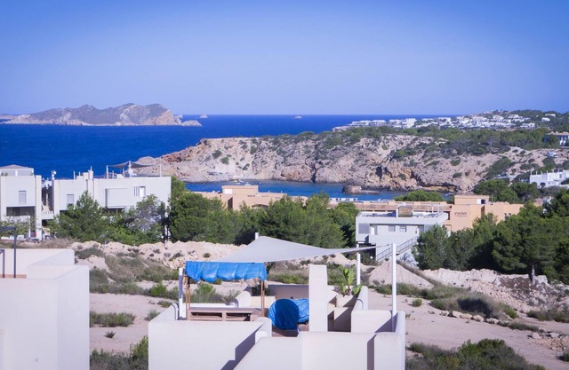 BEAUTIFUL VILLA WITH SEA VIEWS CAN SANTISOL CALA TARIDA IBIZA - LIC ETV-1915-E