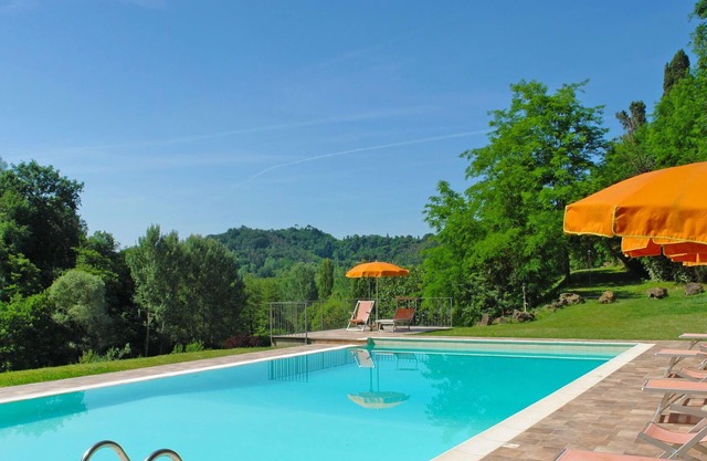 Beautiful private villa with private pool, A/C, WIFI, hot tub, TV, patio, panoramic view, parking