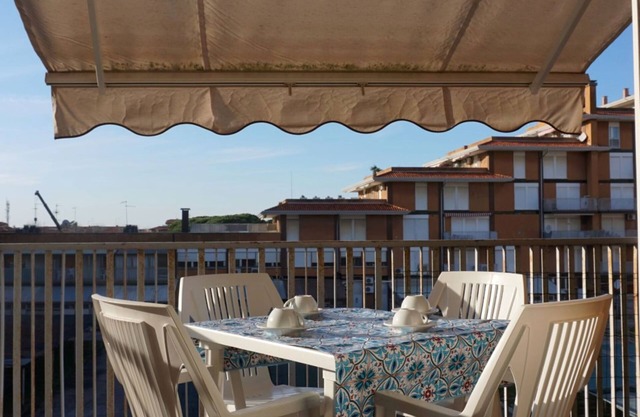 Beautiful apartment with terrace for 5 guests