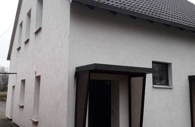 Beautiful 2 bedroom apartment right on the lake
