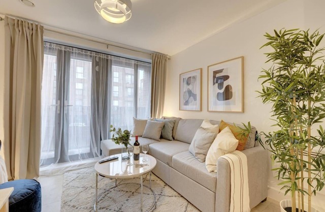 Beautiful 1-Bed Apartment in Gloucester