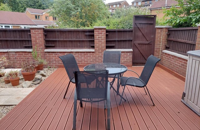 Beautiful 1bed Apartment With a Back Garden