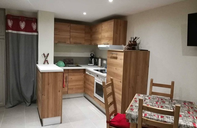 Beautiful 2-room apartment with unobstructed view