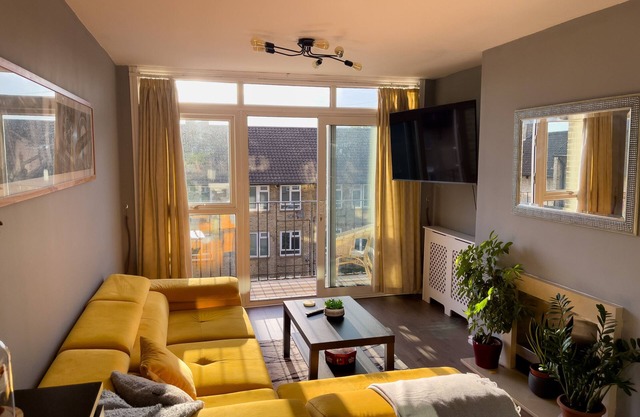 Beautiful 3-bed flat at Swiss Cottage