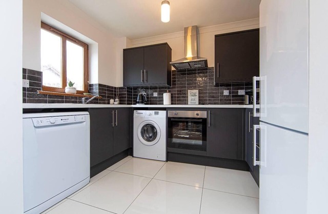 Beautiful 3-Bed House in Merthyr Tydfil