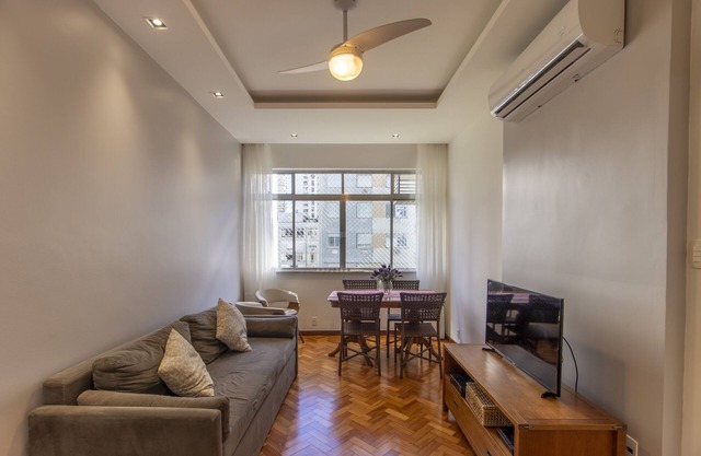 Beautiful 3 Bedrooms in Ipanema near Praia (Posto 10)
