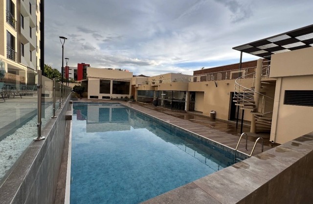 Beautiful 3 bedroom apartment with parking
