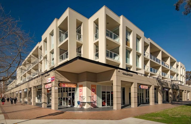 Beautiful 3 Bedroom Townhouse Located in Dickson
