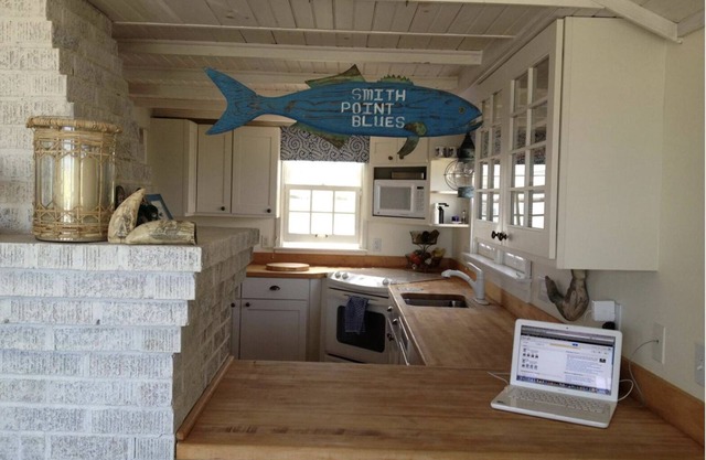 Beautiful 4 Bedroom Waterfront Home with Private Beach