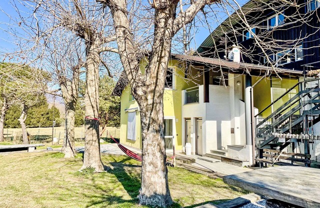 Beautiful apartment for 3 guests with WIFI, balcony, pets allowed, panoramic view and parking