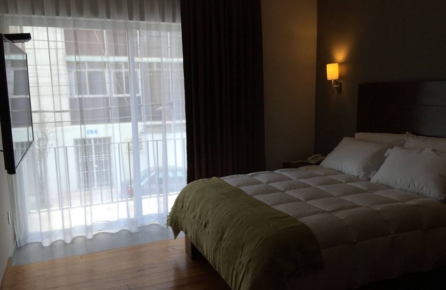 Beautiful and brand new Suites! (B)