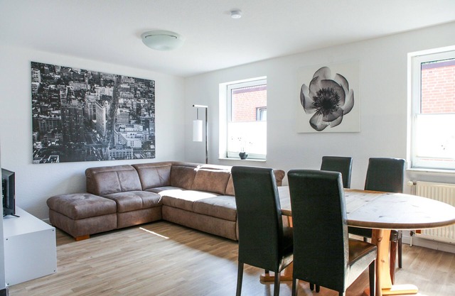 beautiful and newly renovated two-room apartment