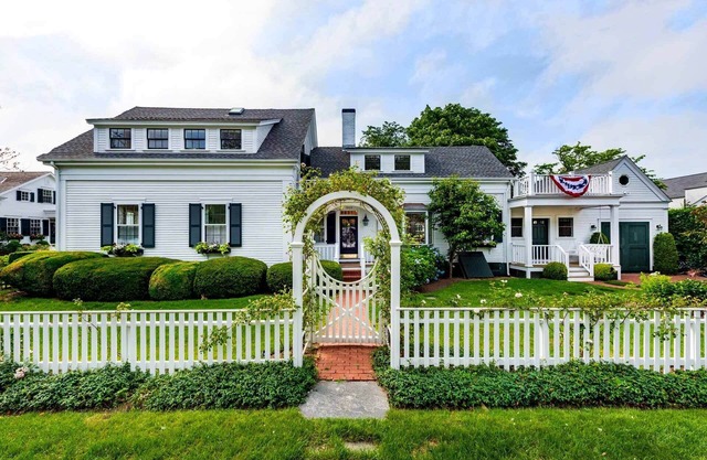 Beautiful antique home in downtown Edgartown.