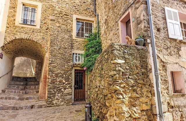 Beautiful apartment for 4 people with WIFI, pool, TV, terrace, pets allowed and panoramic view