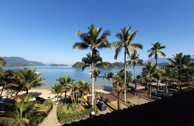 Beautiful apartment with sea view, 94m² in Green Coast Condominium.