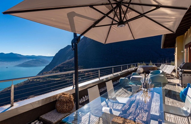 Beautiful apartment for 6 people with A/C, hot tub, WIFI, TV, terrace, pets allowed and parking