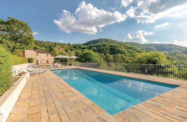 Beautiful apartment in Valfabbrica PG