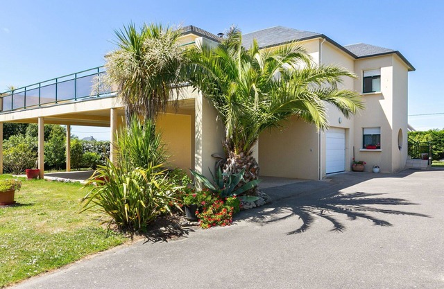 Beautiful apartment for 2 people with WIFI, TV, patio, pets allowed and parking