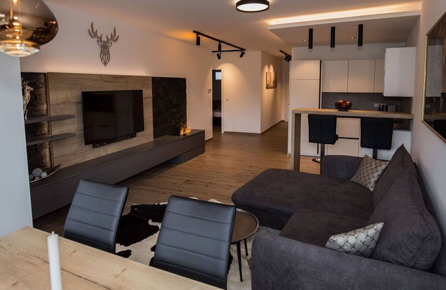 Beautiful apartment for 4 guests with WIFI, TV, balcony, panoramic view and parking