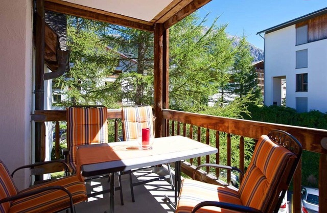 Beautiful apartment for 4 guests with TV and balcony