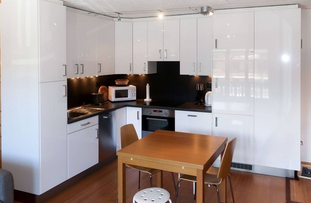 Beautiful apartment for 4 guests with WIFI, TV, balcony, panoramic view and parking