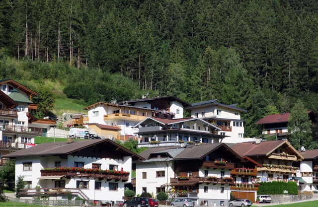Beautiful apartment for 3 people with WIFI, TV and parking