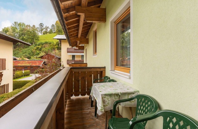 Beautiful apartment for 4 guests with WIFI, TV, patio, pets allowed and parking