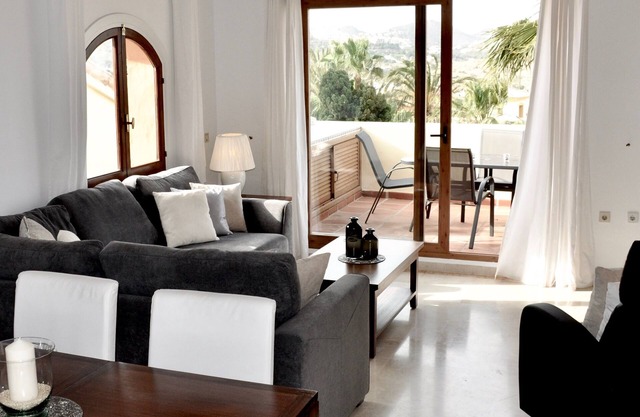 Beautiful apartment, central La Manga Club. 2 bed/2 bath, inc bills and wifi