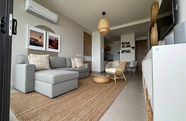 Beautiful apartment with ocean view