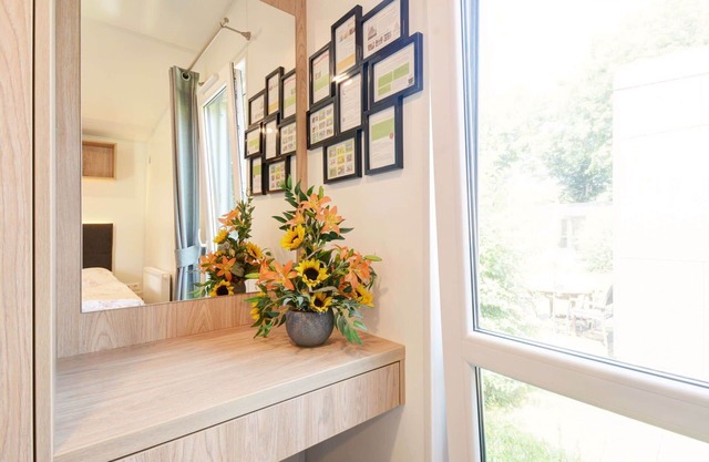 Beautiful apartment in villa for 4 guests with WIFI, TV, pets allowed and parking