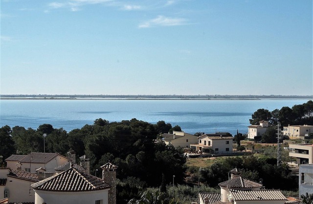 Beautiful apartment with sea views, 5 min walk to the beach. Cap roig
