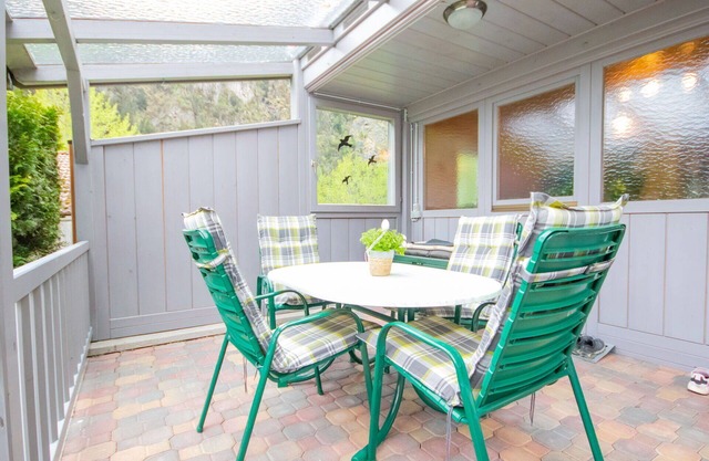 Beautiful apartment for 5 guests with WIFI, TV, terrace and parking