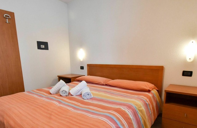 Beautiful apartment for 4 people with WIFI, TV, terrace, pets allowed and parking