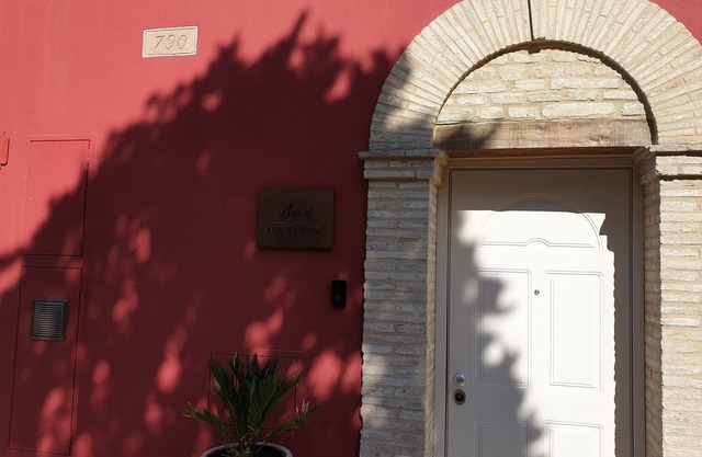 Beautiful apartment for 4 people with A/C, WIFI, TV, balcony and parking, close to Porto Recanati