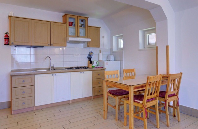 Beautiful apartment for 4 guests with WIFI, TV, balcony, pets allowed and panoramic view