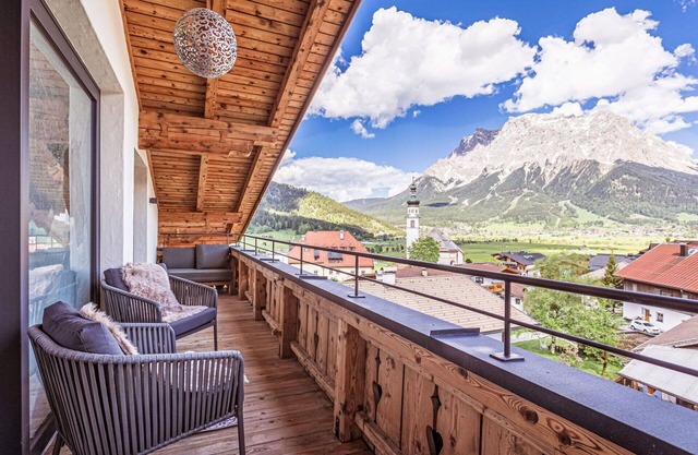 Beautiful apartment for 5 people with hot tub, WIFI, TV, balcony and parking