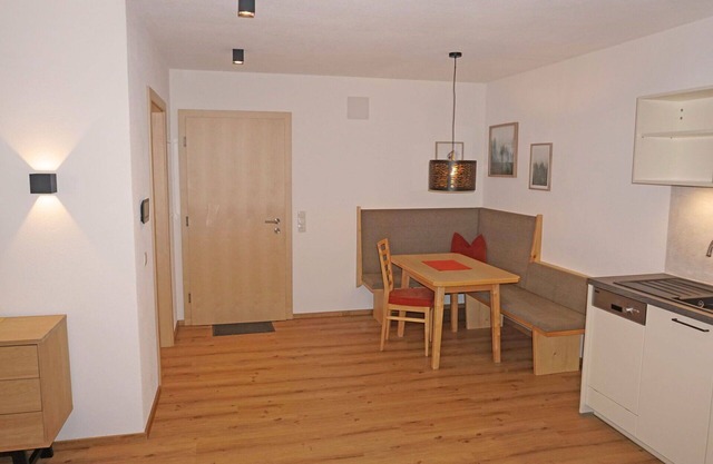 Beautiful apartment for 4 people with WIFI, TV and parking