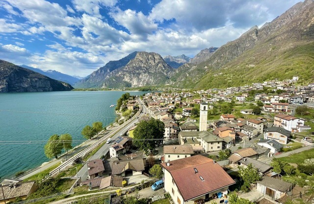 Beautiful apartment for 4 guests with A/C, WIFI, TV and balcony