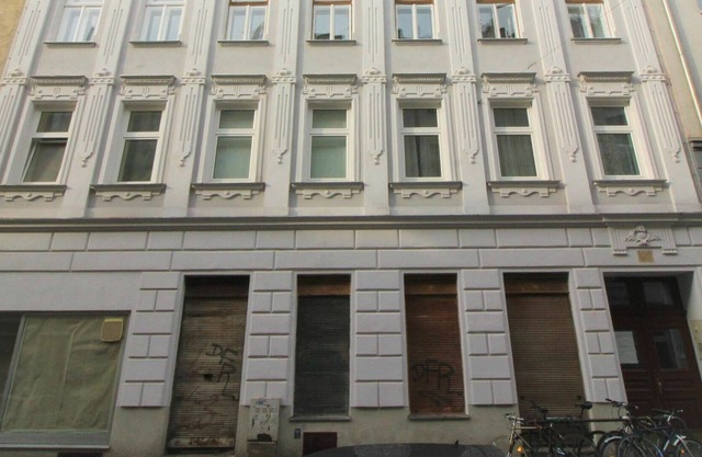 Beautiful apartment for 4 people with A/C, WIFI, TV and patio