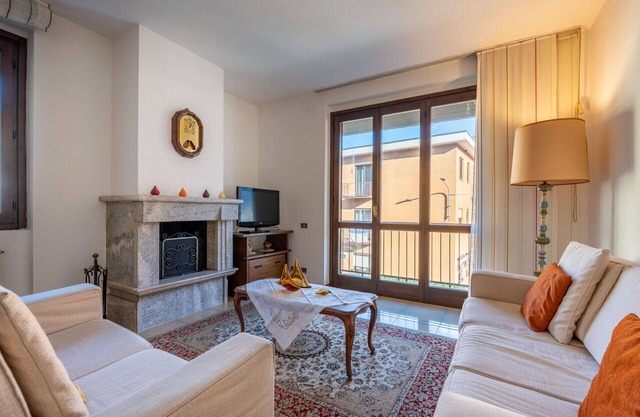 Beautiful apartment for 4 guests with WIFI, TV, balcony, pets allowed and parking