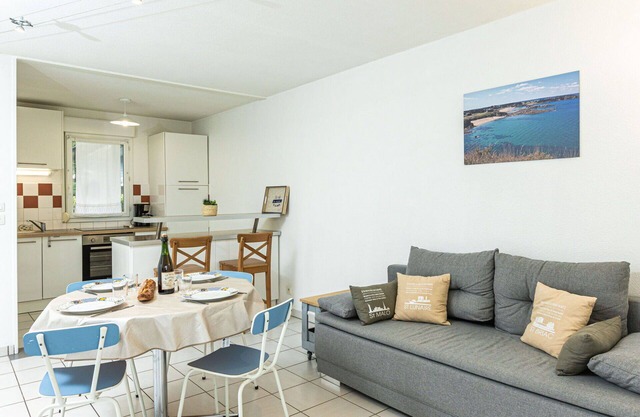 Beautiful apartment for 4 guests with WIFI, TV, terrace and parking