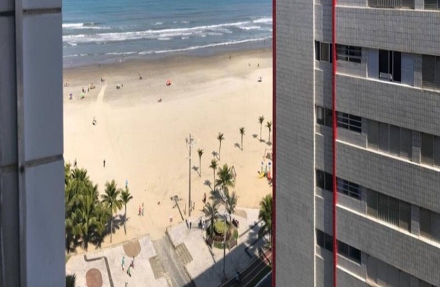 Beautiful apartment in front of the sea, walk in the sand ....