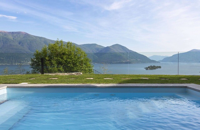 Beautiful apartment in villa with A/C, internet, pool, TV, patio, panoramic view and parking