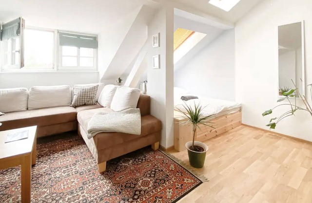 Beautiful apartment in Leipzig with a view of the city forest